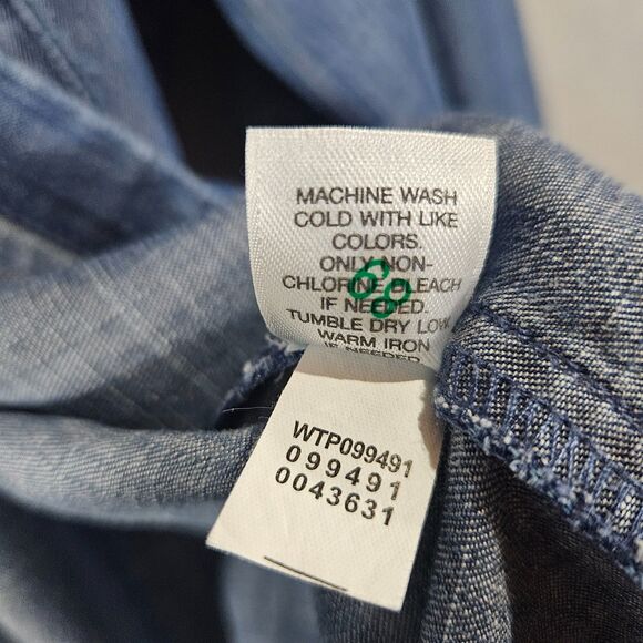 J. Jill Chambrey Shirt Medium Blue Tunic Legnth Soft Button Up Boho Minimalist - Picture 5 of 7